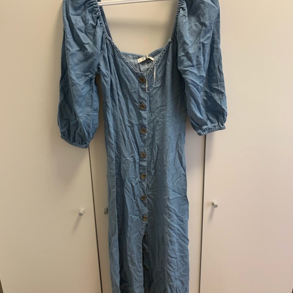 Zara Mid Dress - Picture 2 of 5